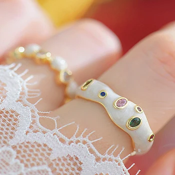 Нов френски дизайн смисъл на капещо масло перлено бял цвят циркон нередовен отваряне пръстен любов пръстен луксозни дамски пръстени 2023
