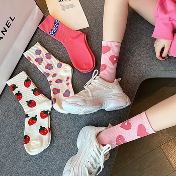 Нова мода чорапи комплект сладък среден ръкав жените памучни чорапи розов любов ягода модел есен Kawaii къси чорапи