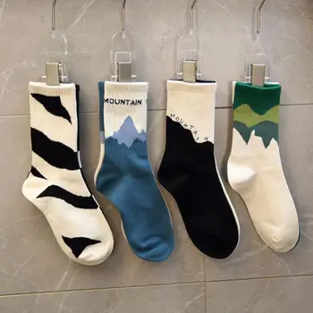 1Pair дишащи памучни чорапи модни чорапи хип-хоп скейтборд раирани средата тръба чорапи за жени/мъже случайни поводи на едро