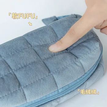 Японска възглавница молив чантаКрем цвят голям капацитет цип канцеларски молив случай грим чанта за съхранение