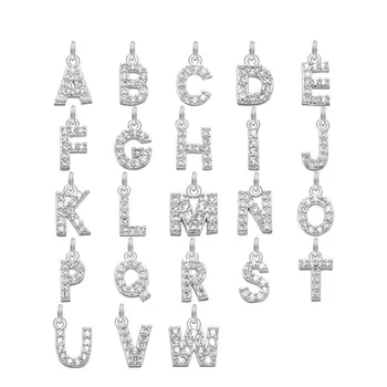 QMHJE 8 * 8.5mm Начална азбука букви чар висулка огърлица гривна чокър CZ кристал аксесоари DIY сребърен цвят на едро